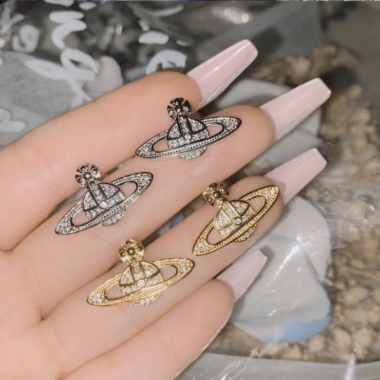 Saturn Earrings Queen of Diamonds