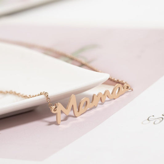 Mama Necklace Queen of Diamonds